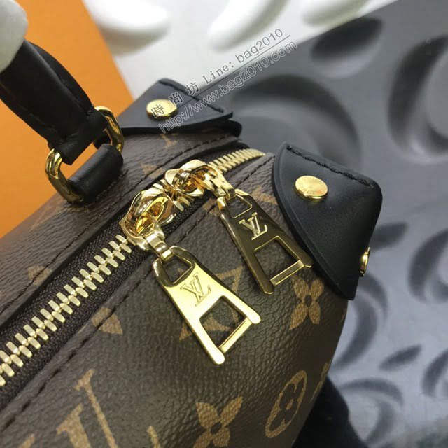 路易威登LV女包 Petite Malle Souple手袋 鉚釘皮革邊角 lv新款老花手提肩背包  ydh3829